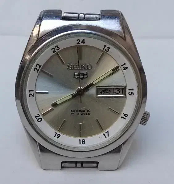 ساعت سیکوخلبانی اصل|ساعت|قدس, شهر‌قدس|دیوار