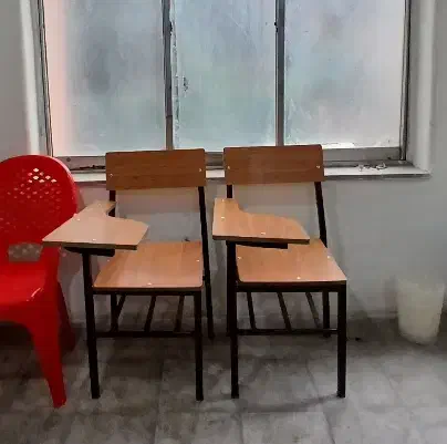 تک صندلی دانش آموزی|صندلی و نیمکت|قائم‌شهر, |دیوار