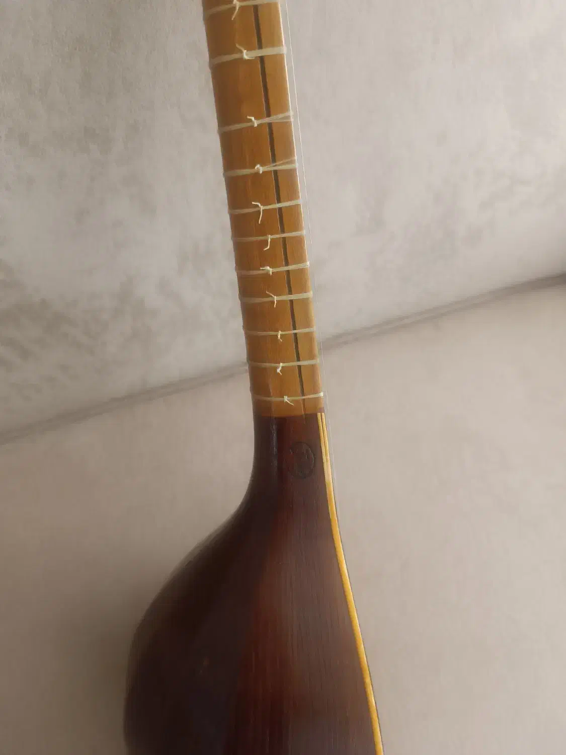 سه تار|سازهای سنتی|همدان, |دیوار