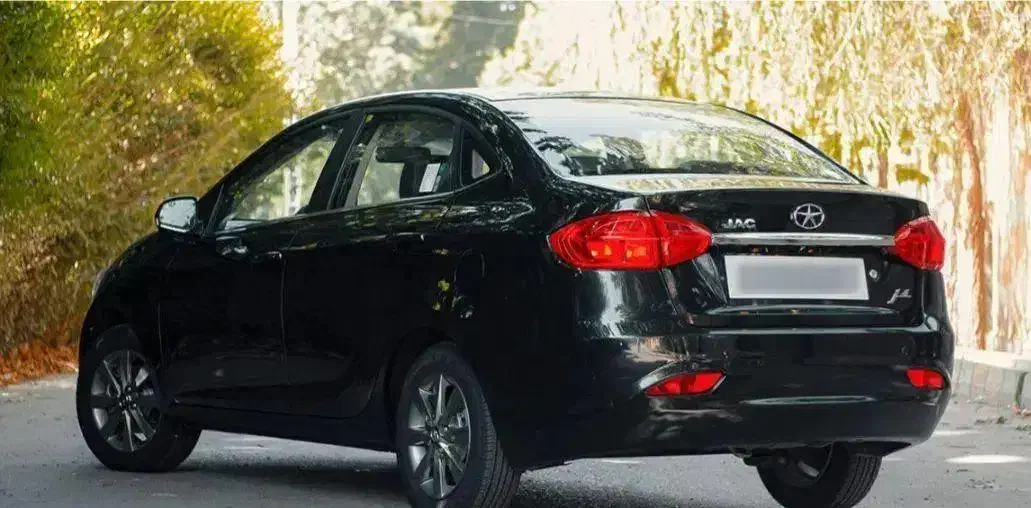 جک J4 اتومات مدل 1402|خودرو سواری و وانت|کرج, مهرویلا جنوبی|دیوار