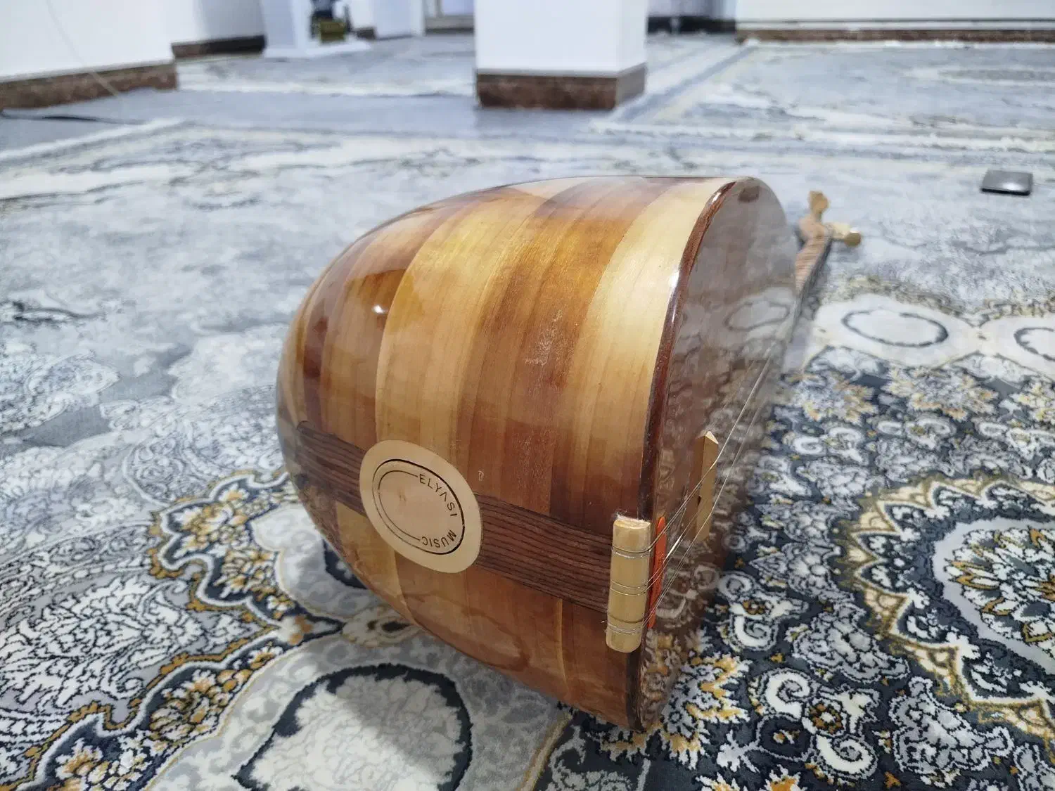 باغلاما الیاسی دو دریچه|سازهای سنتی|یاسوج, |دیوار