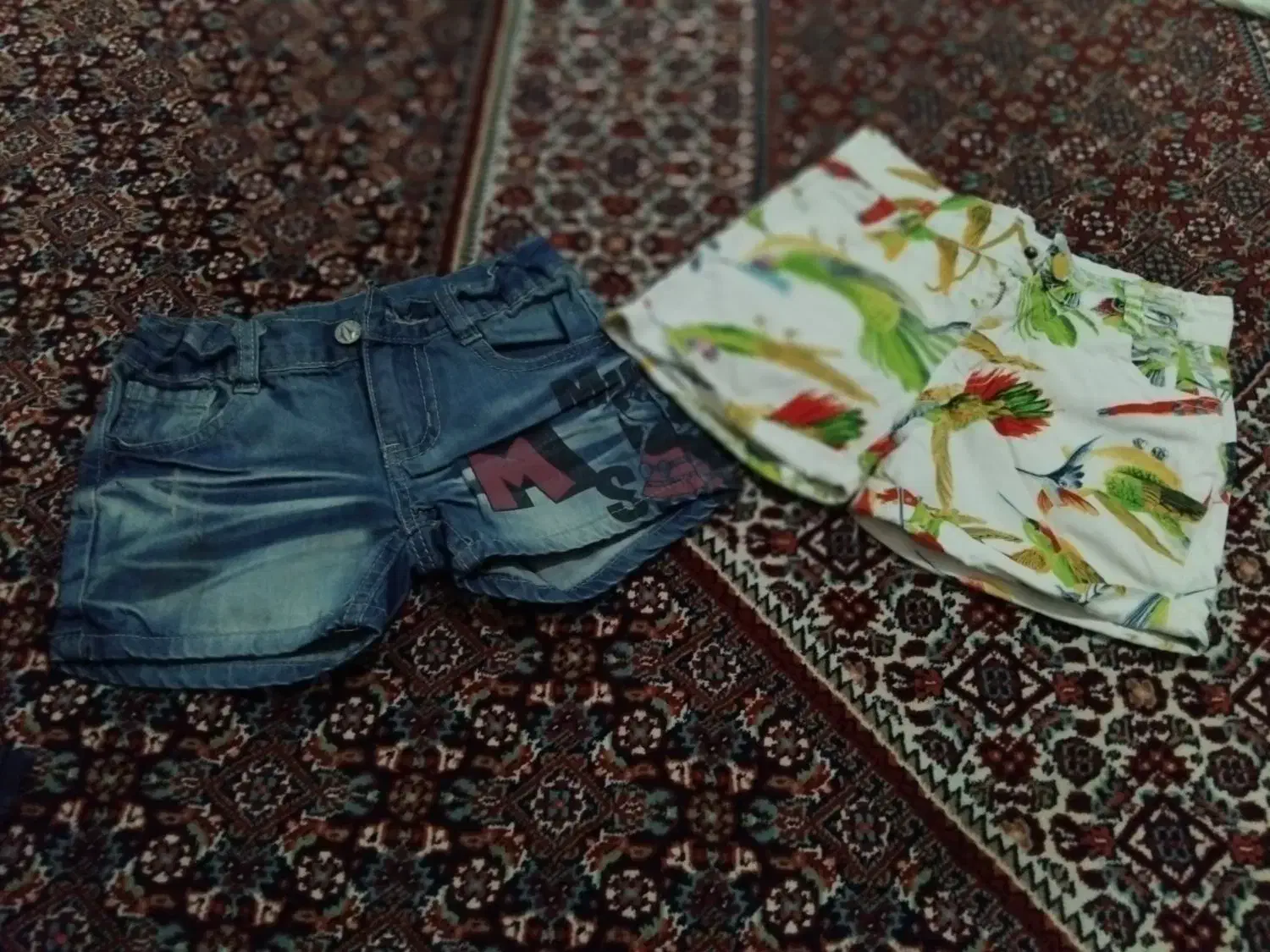 لباس بچه|کفش و لباس بچه|کرج, شهرک بیدارچشمه|دیوار