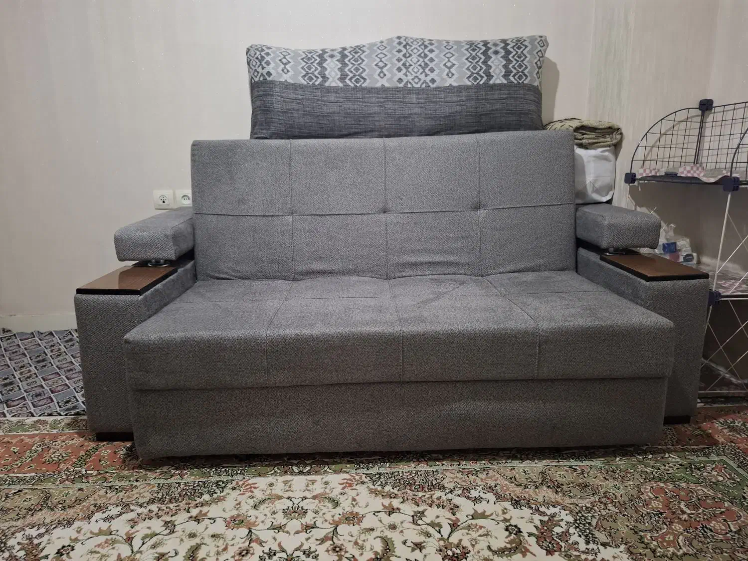 مبل تخت تاشو دو نفره|تخت و سرویس خواب|ری, فیروزآبادی|دیوار