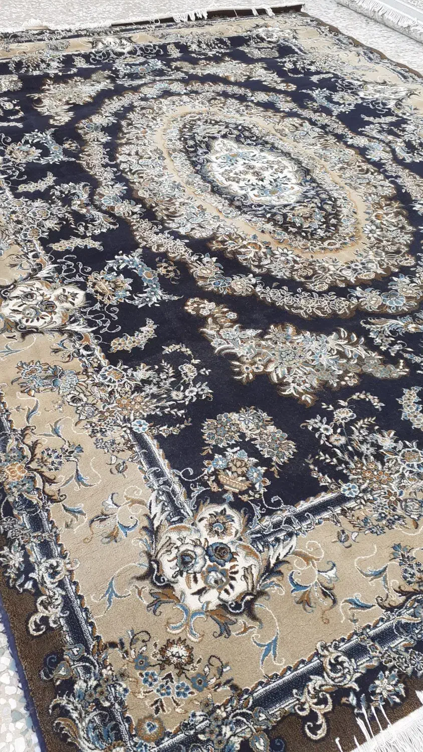 ۱۲متری سرمه ای|فرش|کرج, شاهین‌ویلا|دیوار