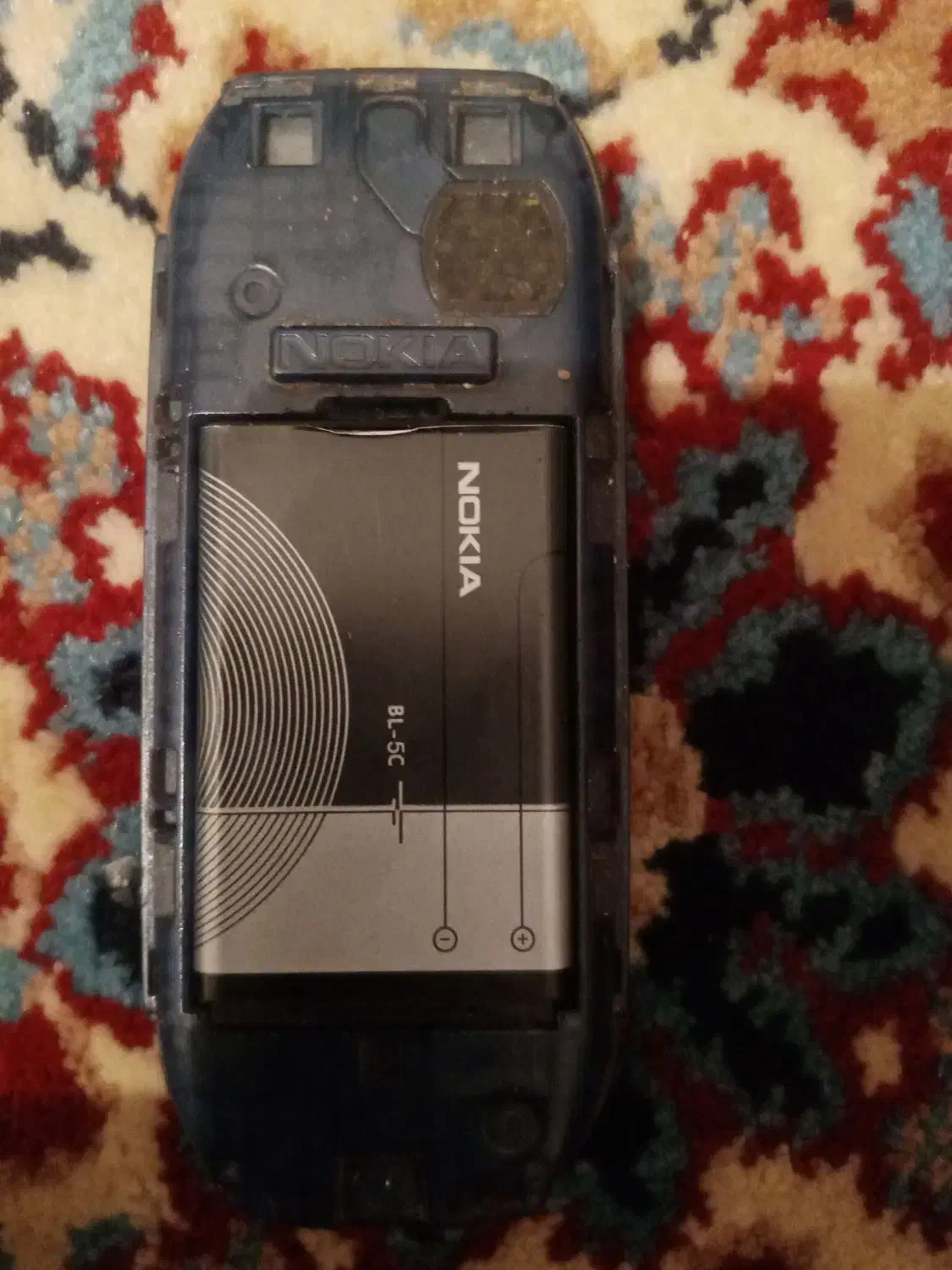 یک دستگاه نوکیا ساده اصلی|موبایل|سلفچگان, |دیوار