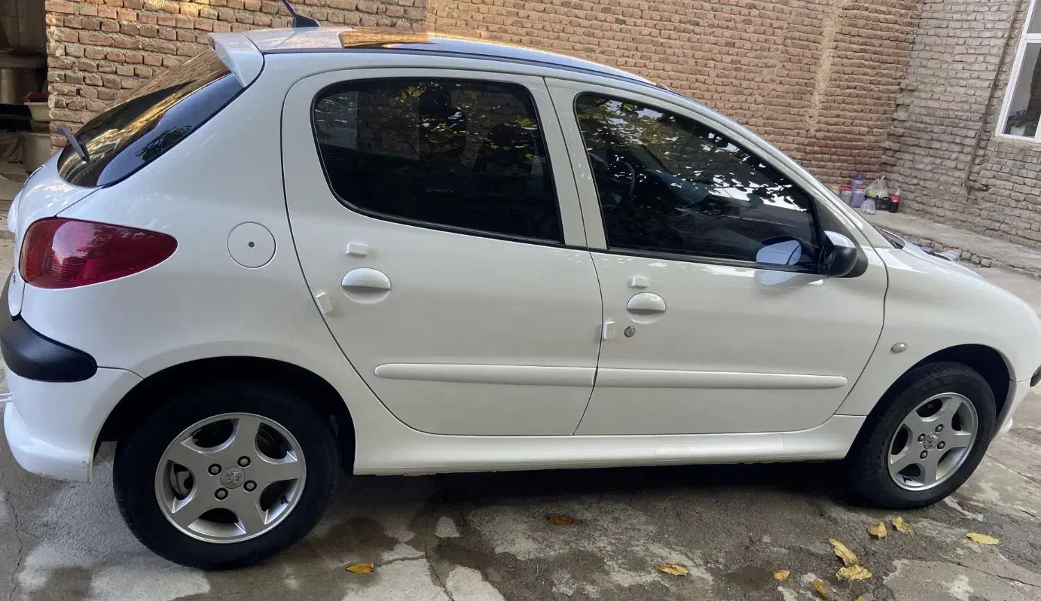 206 تیپ3مدل 1402|خودرو سواری و وانت|نقده, |دیوار