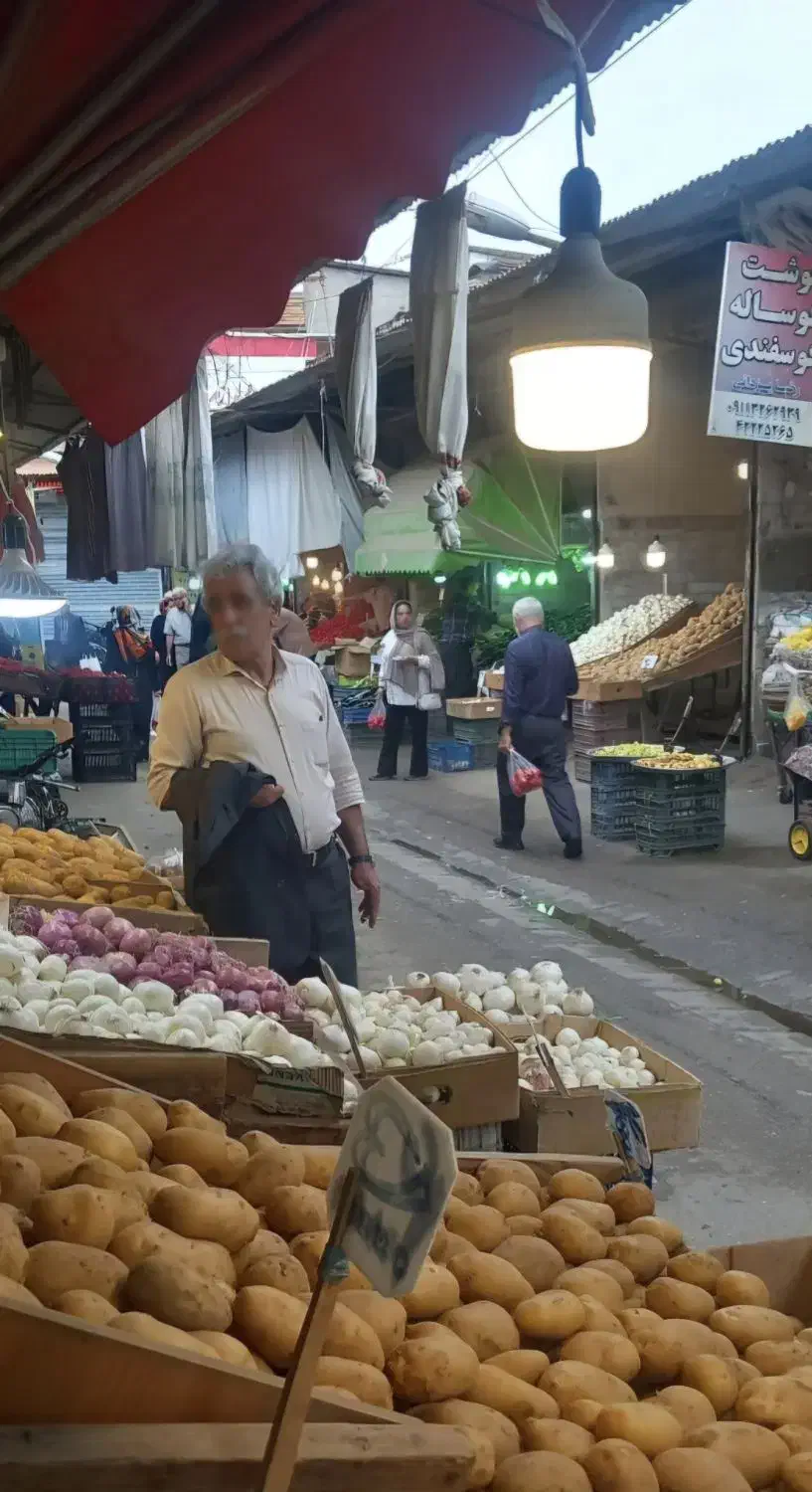 اجاره مغازه در بازار رضا قائمشهر|اجارهٔ مغازه و غرفه|قائم‌شهر, |دیوار