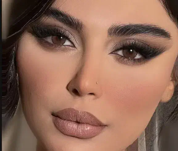 مدل میکاپ شنیون|خدمات آرایشگری و زیبایی|قم, جمکران|دیوار