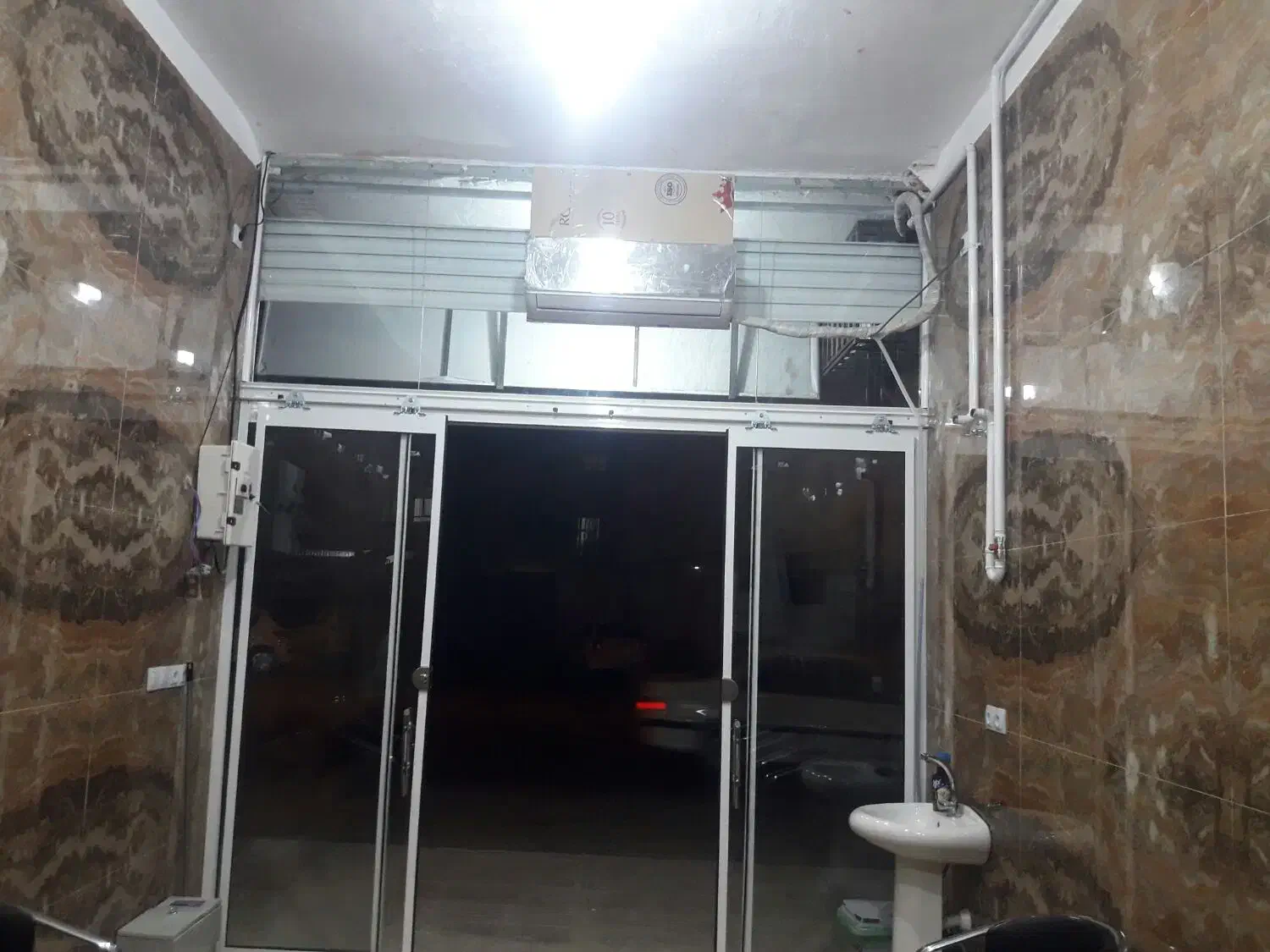 مغازه ۱۳۰متری دانشجو|اجارهٔ مغازه و غرفه|زاهدان, |دیوار