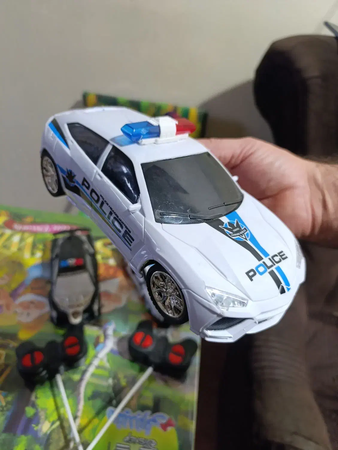 ماشین کنترلی|اسباب‌بازی بچه|اندیمشک, |دیوار