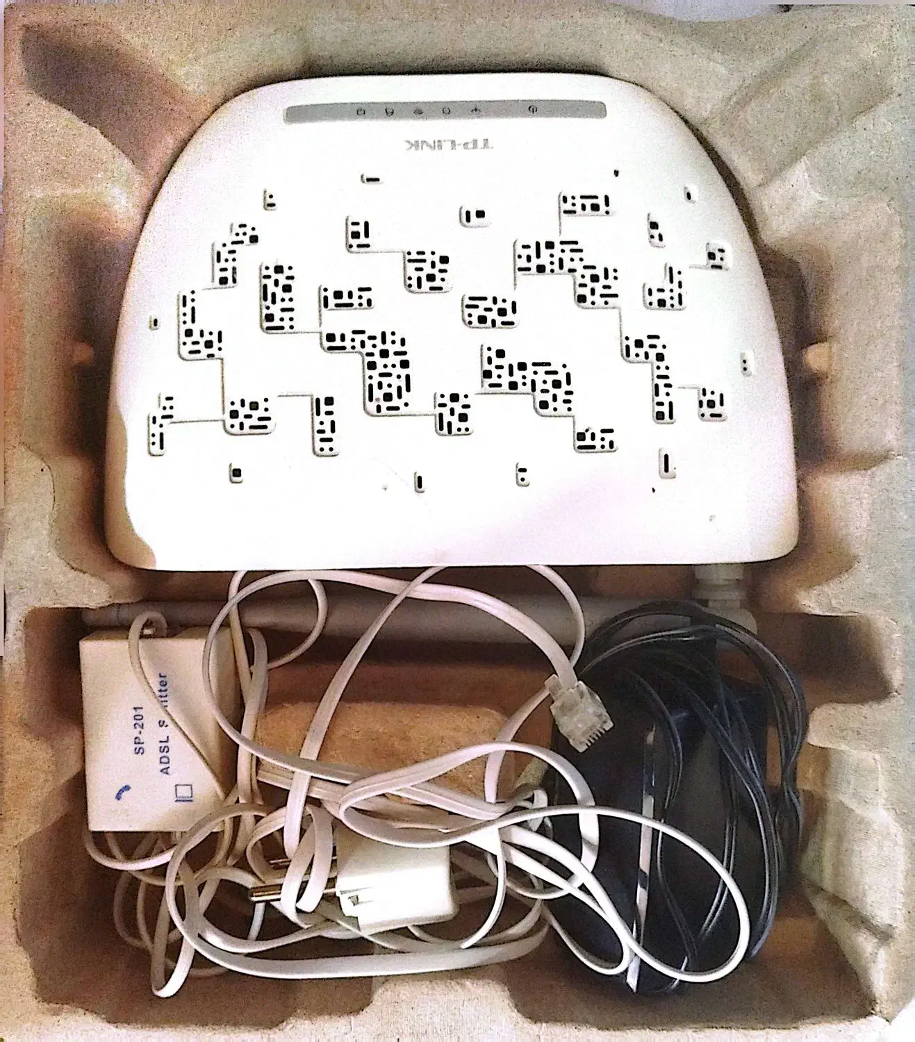 مودم وایرلس روتر دار TP-Link تک پورت وای‌فای|مودم و تجهیزات شبکه|صدرا-فارس, فاز ۱|دیوار