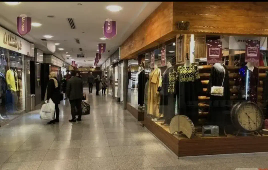 اجاره مغازه ۱۵متری۴راه مخابرات پاساژیوسف طبقه+۱|اجارهٔ مغازه و غرفه|بجنورد, |دیوار