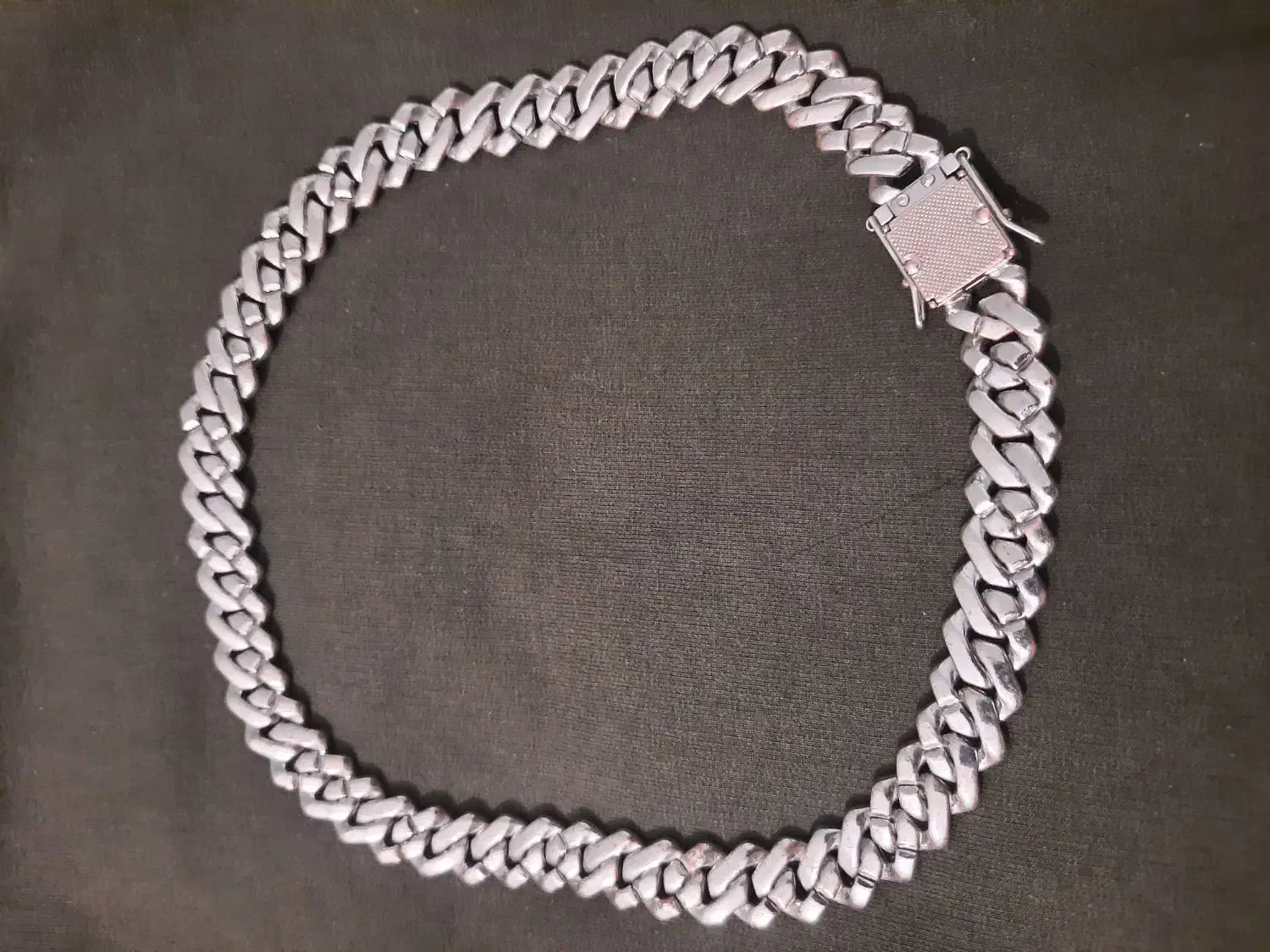 زنجیر گردنبند فول نگین|بدلیجات|ارومیه, |دیوار