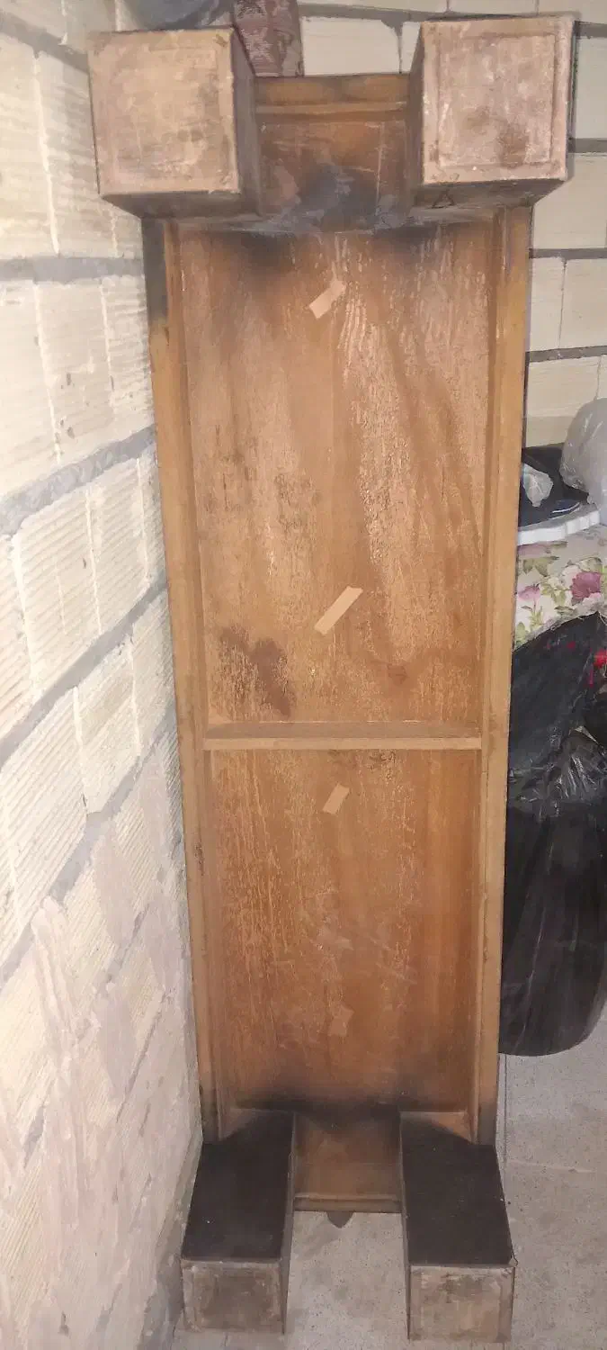 نیمکت  ویا پاتختی بسیار محکم|صندلی و نیمکت|هرمز, |دیوار