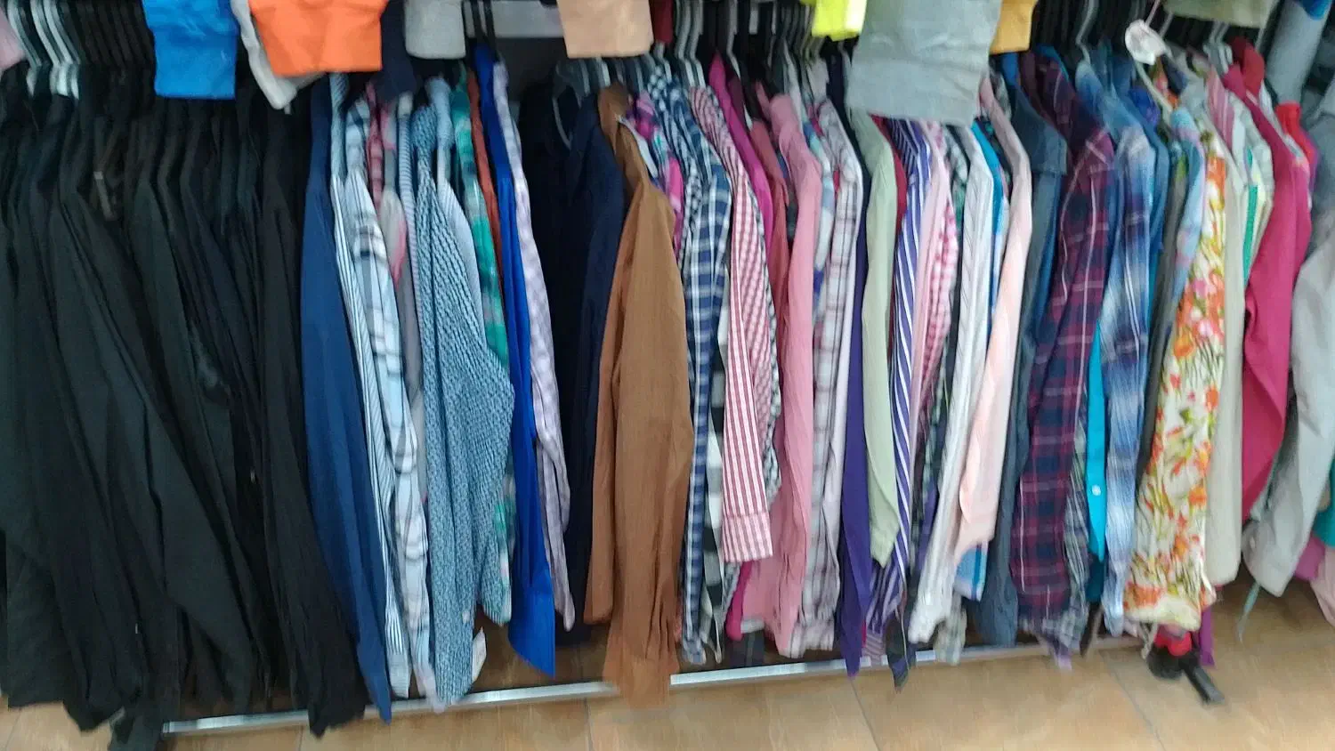 هودی|لباس|گنبد کاووس, |دیوار