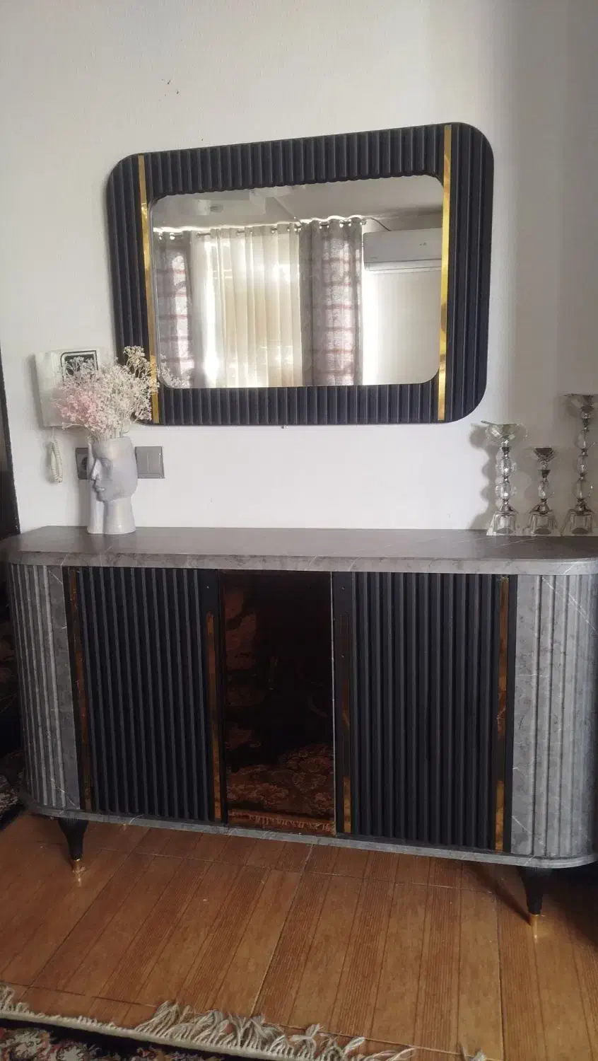 ست آینه کنسول ..میز تلویزیون.میز وسط|بوفه، ویترین، کنسول|شاهینشهر, خانه کارگر|دیوار