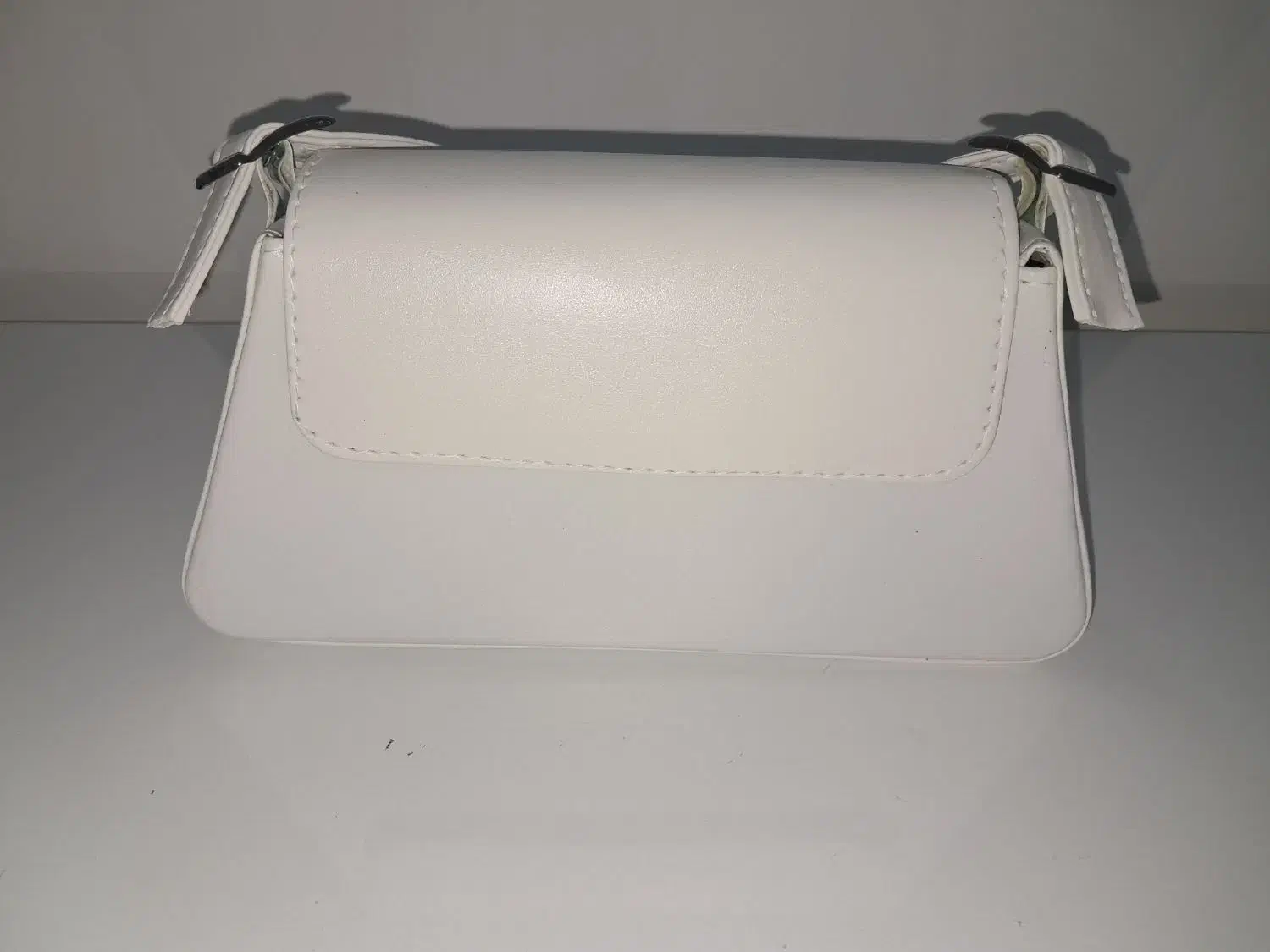 کیف و کفش عروس|کیف، کفش، کمربند|کنگاور, |دیوار