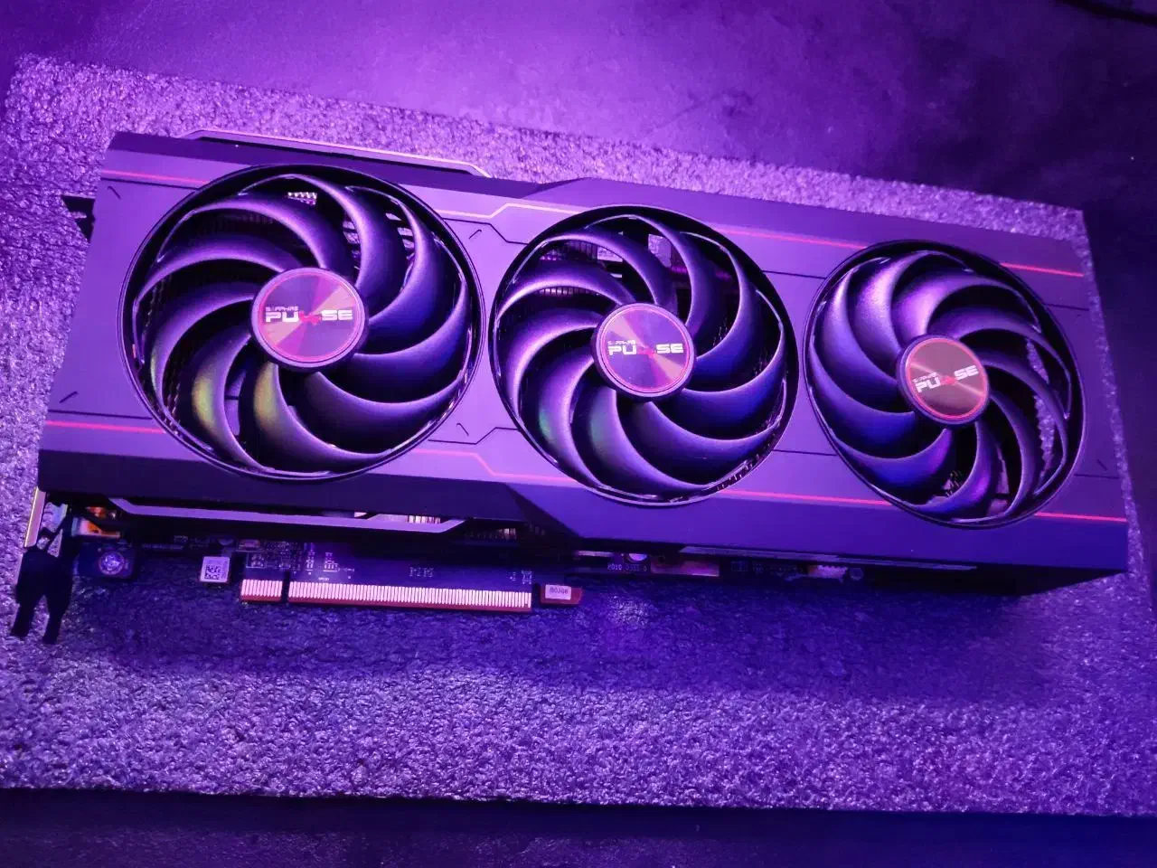 گرافیک ۶۸۰۰‌‌ amd|قطعات و لوازم جانبی رایانه|ارومیه, |دیوار