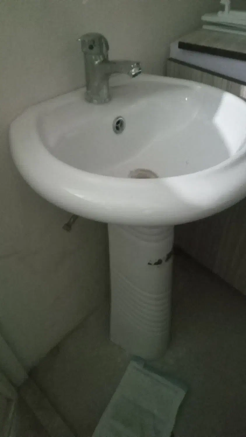 شیر آلات|لوازم سرویس بهداشتی|بیجار, |دیوار