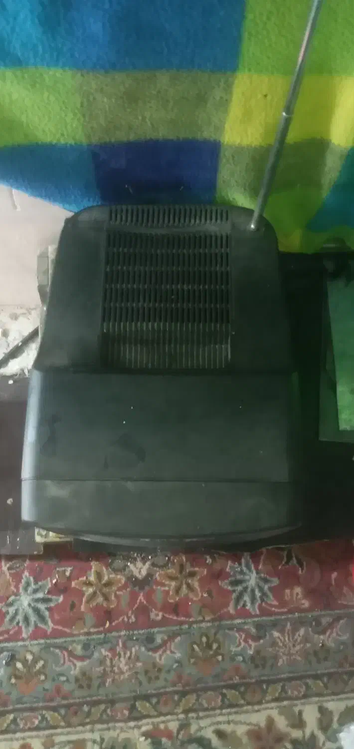 تلوزیون ۹اینچ رنگی سونی قدیمی|تلویزیون و پروژکتور|بیرجند, |دیوار