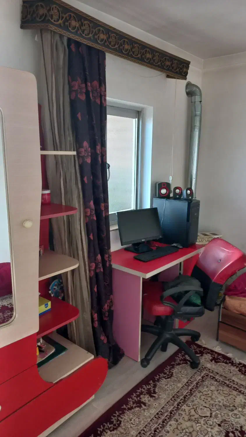 سرویس خواب نوجوان|تخت و سرویس خواب|گلوگاه, |دیوار