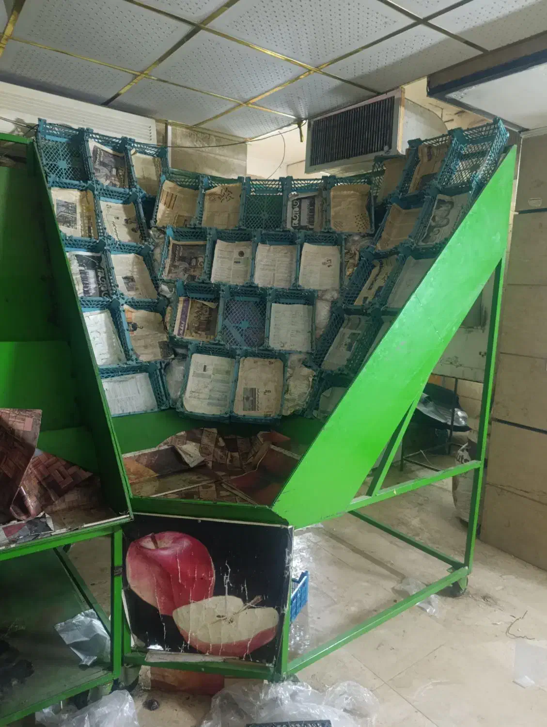 ممبر میوه|ابزارآلات|اصفهان, پوریای ولی|دیوار