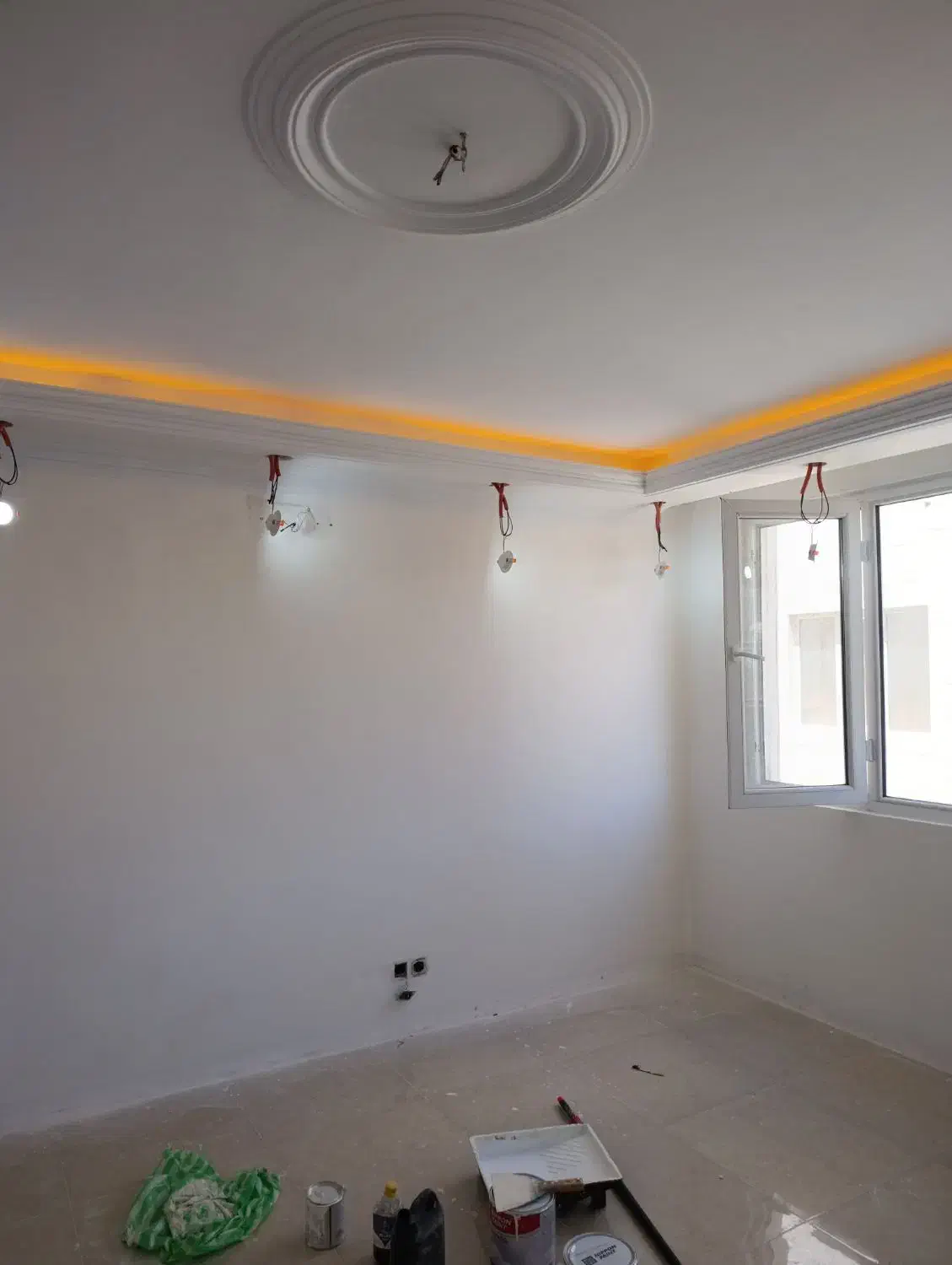 نقاشی ساختمان منصف|خدمات پیشه و مهارت|تهران, جابری|دیوار