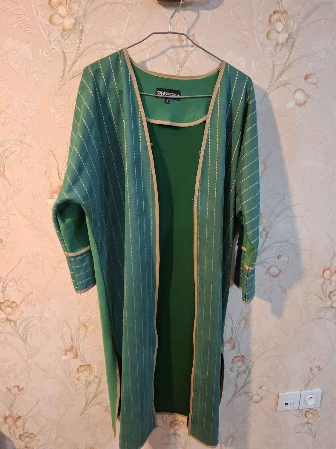 مانتو کاملا نو|لباس|همدان, |دیوار