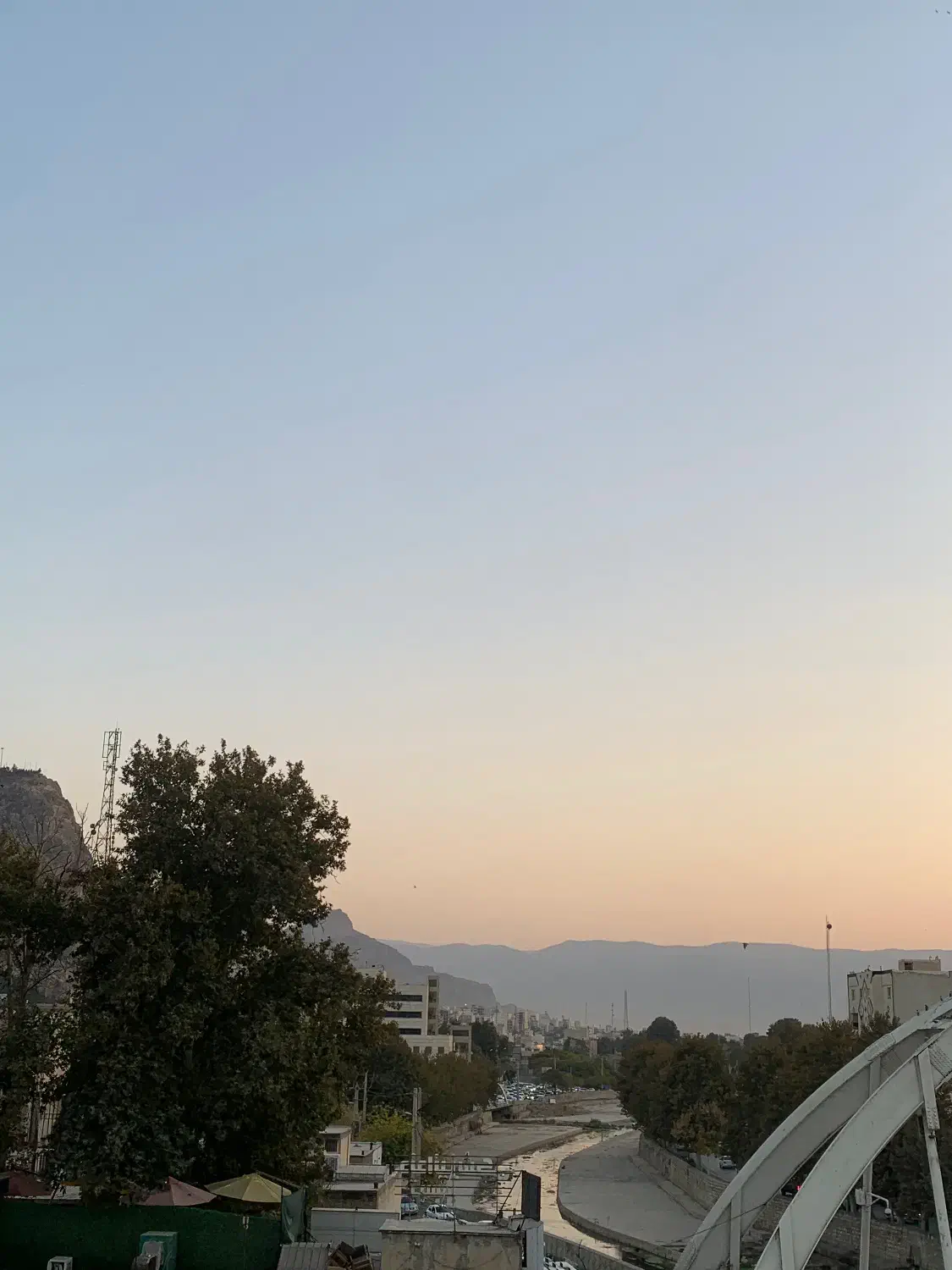 ادمین و ادیتور حرفه ای|استخدام رایانه و فناوری اطلاعات|خرم‌آباد, |دیوار