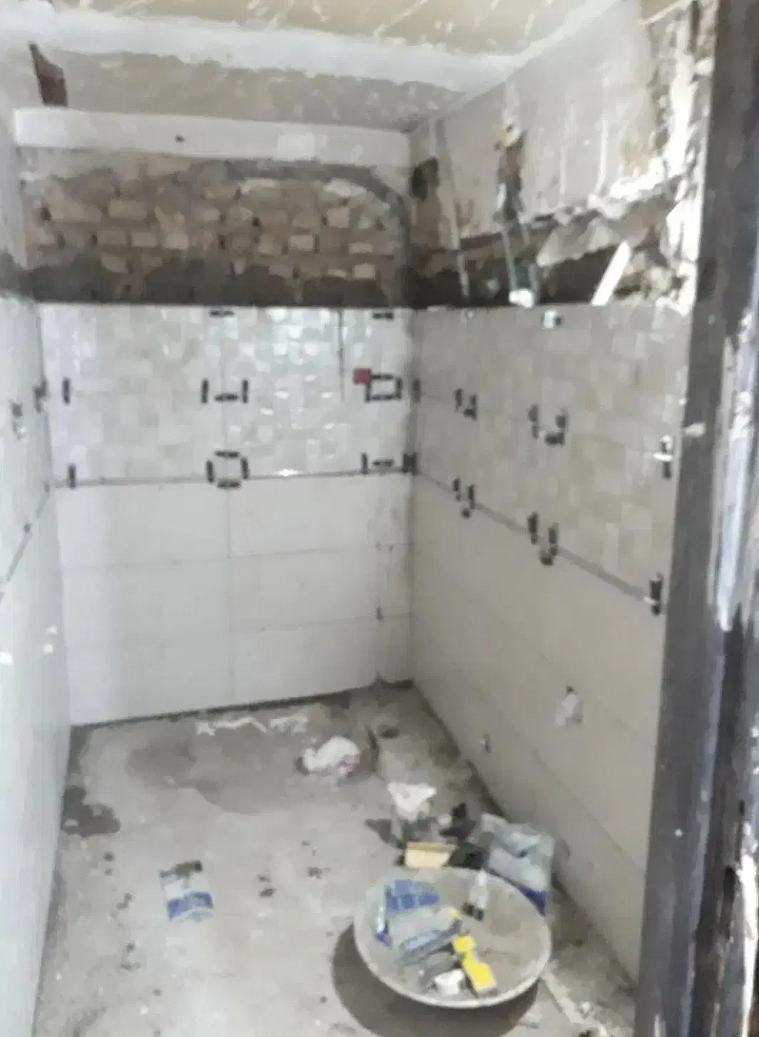 کاشی کار.کاشیکاری سرامیک  موزاییک و تخریب|خدمات پیشه و مهارت|کرج, گلشهر|دیوار