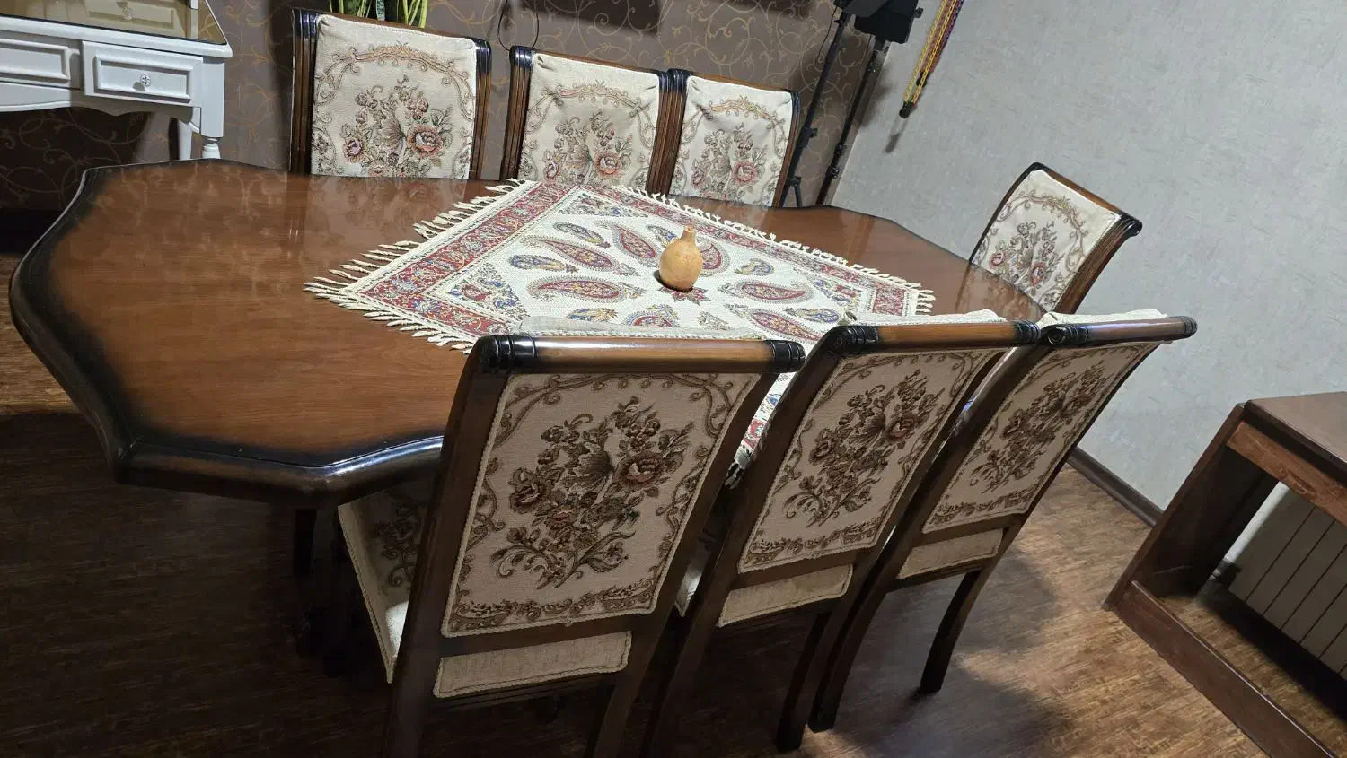 میز نهار خوری 8 نفره چوب راش|میز و صندلی غذاخوری|مشهد, نیروی هوایی|دیوار