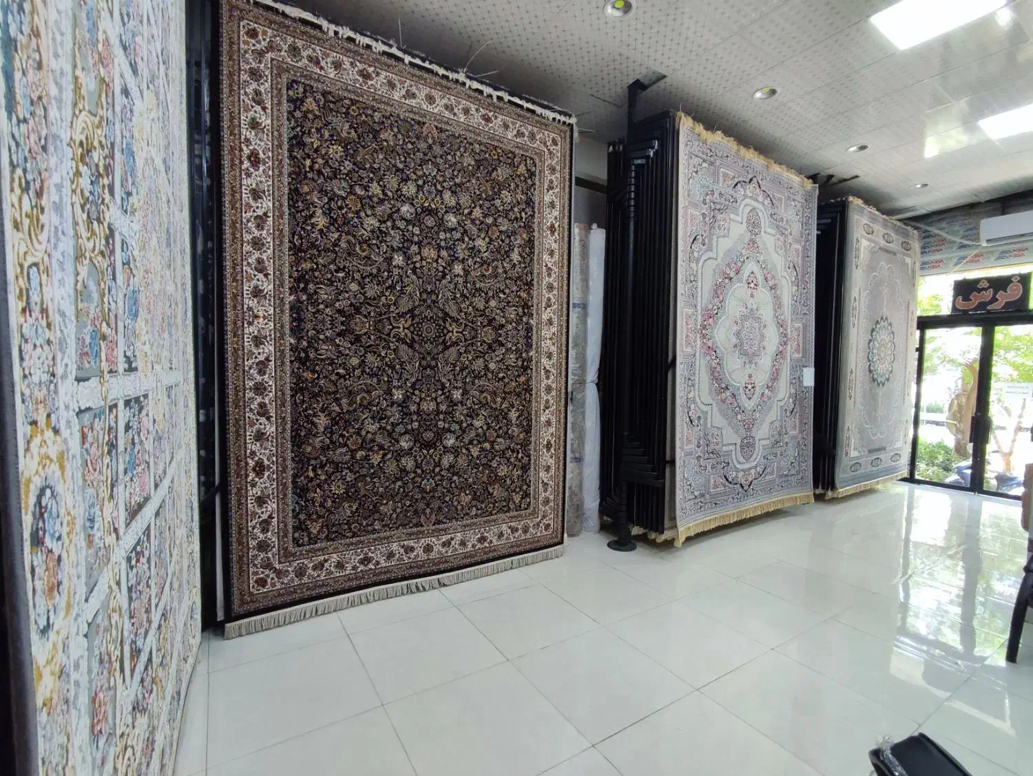 استخدام نیروی کار آقا کارگر ساده ویا فروشنده|استخدام خدمات فروشگاه و رستوران|تهران, ابوذر|دیوار