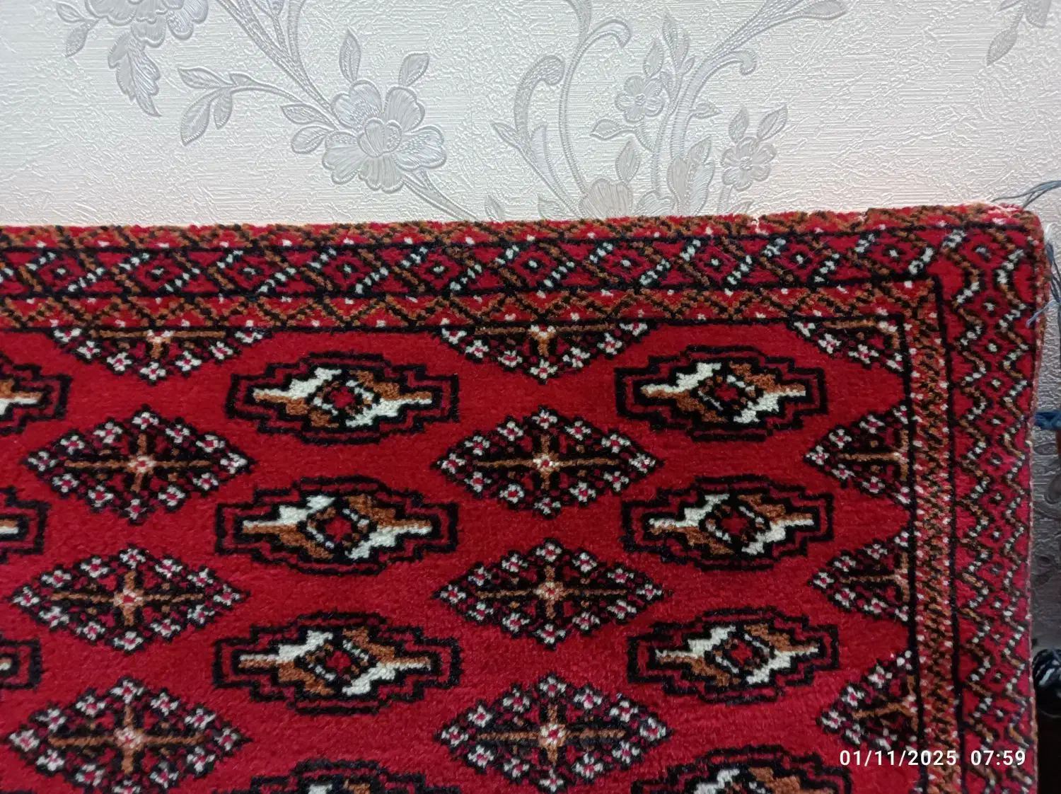 یک جفت پشتی دستباف خیلی تمیز و مرتب|پشتی|بروجرد, |دیوار