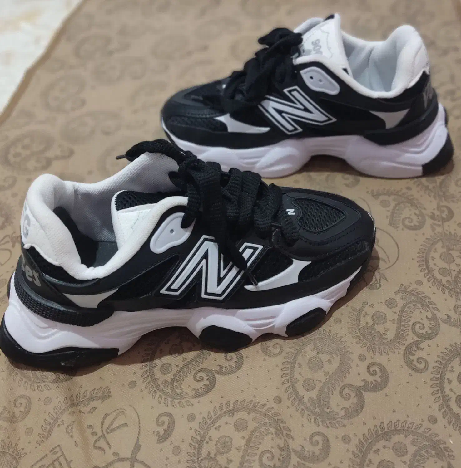 کفش اسپرت|کفش و لباس بچه|سرپل ذهاب, |دیوار