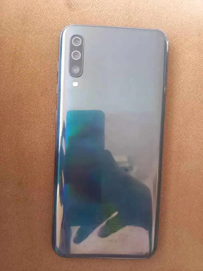 گوشی سامسونگ a50|موبایل|محمدشهر, همایون ویلا|دیوار