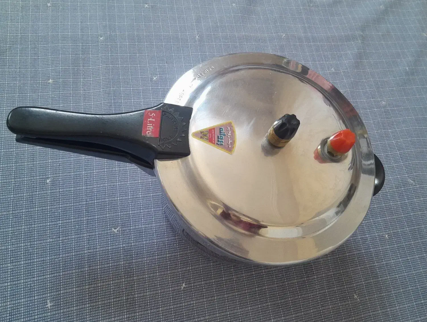 زودپز|ظروف پخت‌وپز|تبریز, |دیوار