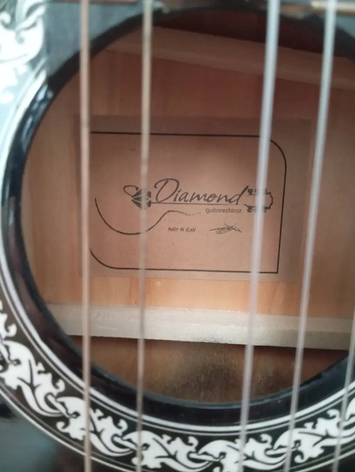 دو عدد گیتار نو|گیتار، بیس، امپلیفایر|میاندوآب, |دیوار