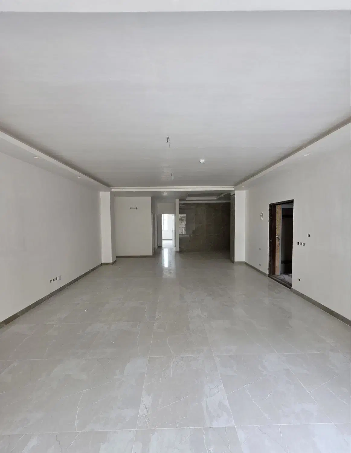 فروش آپارتمان ۱۱۲ متری کلید نخورده بلوار شیرودی|فروش آپارتمان|تنکابن, |دیوار