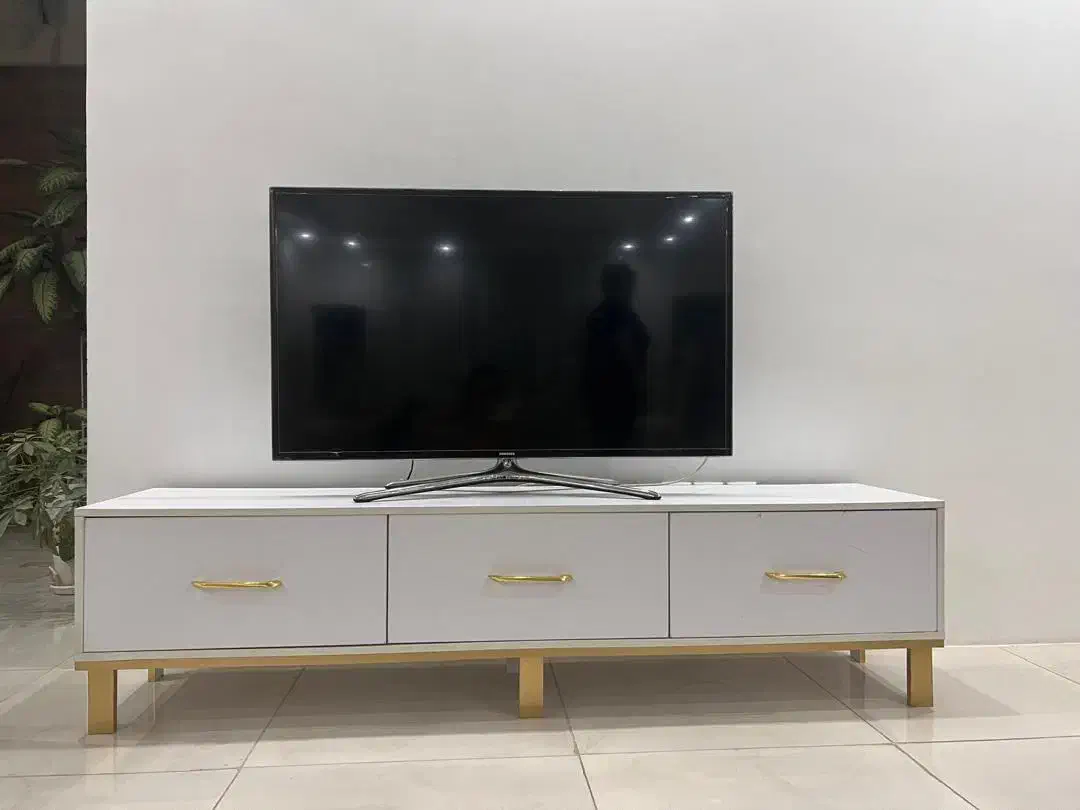 میز تلویزیون|میز تلویزیون|زرندیه, |دیوار