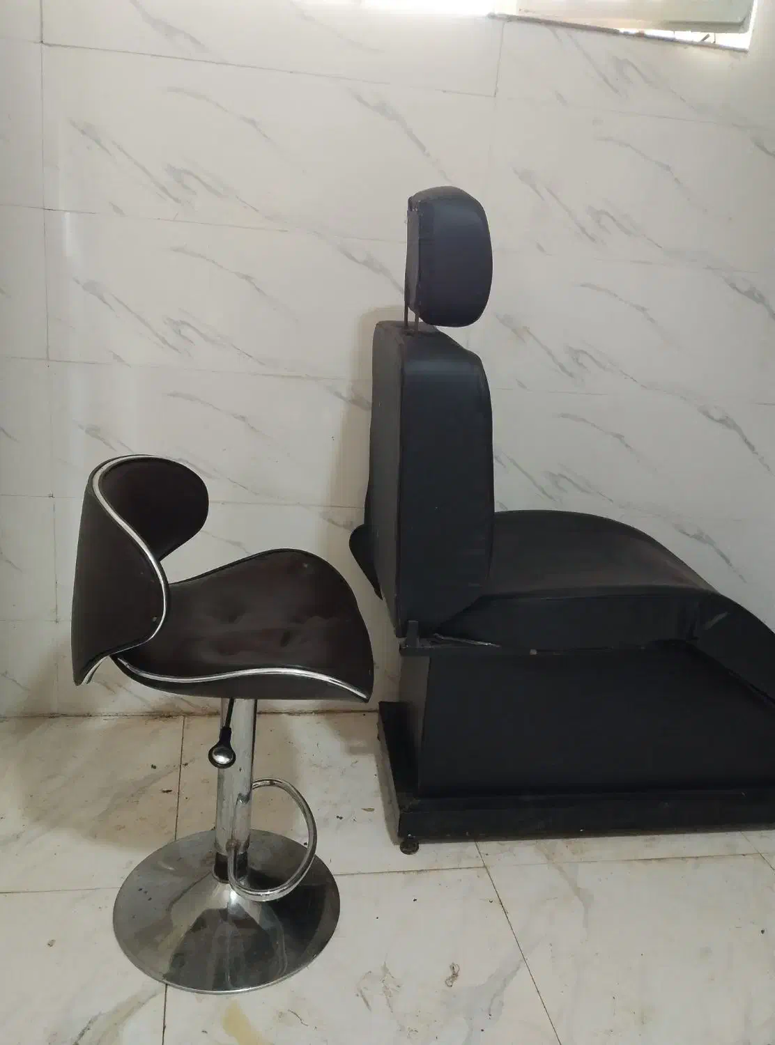 صندلی آرایشگاهی کاملا نو زیر قیمت|آرایشگاه و سالنهای زیبایی|چاف و چمخاله, |دیوار