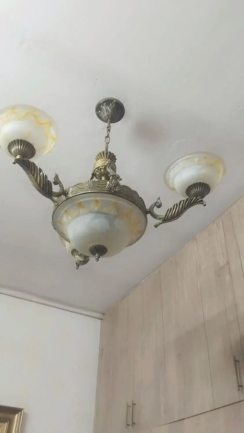 لوستر سه شاخه سالم|لوستر و چراغ آویز|مشهد, الهیه|دیوار