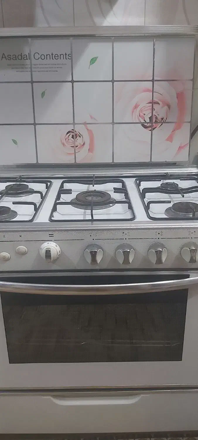 گاز ۵ شعله فردار دو عدد جوجه گردان سالم و تمیز|اجاق گاز و لوازم برقی پختوپز|حبیب آباد, |دیوار