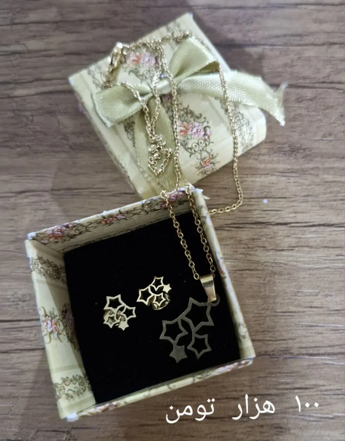 حراج تعدادی اکسسوری|بدلیجات|همدان, |دیوار