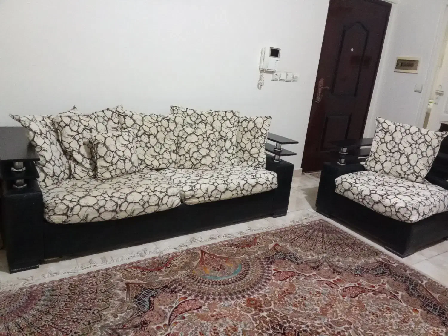 مبل ۴ نفره|مبلمان خانگی و میز عسلی|شهریار, شهریار|دیوار