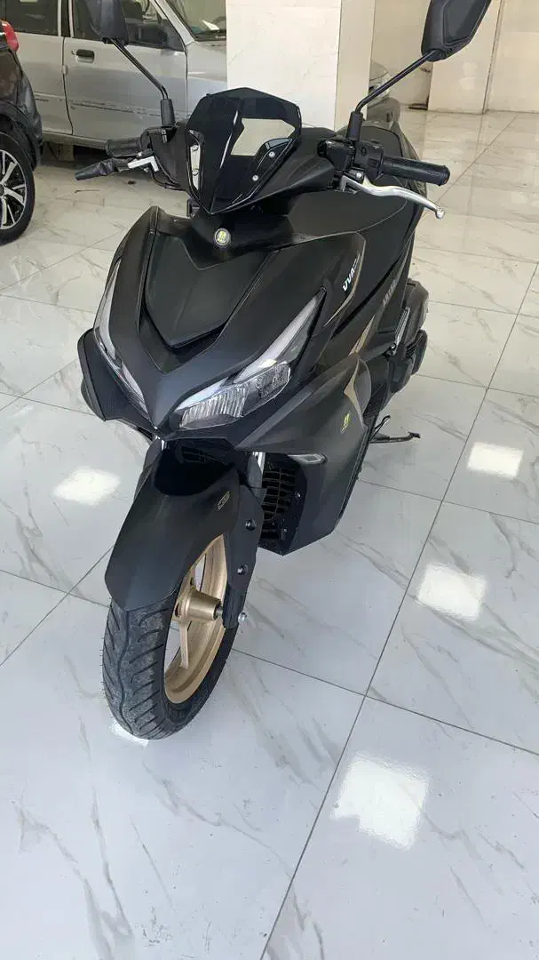 طرح هایلوکس نامی مدل ۴۰۳|موتورسیکلت|لوندویل, |دیوار