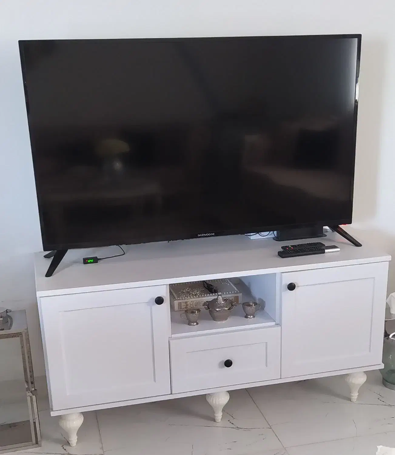 میز تی وی درحدنو 4000|میز تلویزیون|خمام, |دیوار