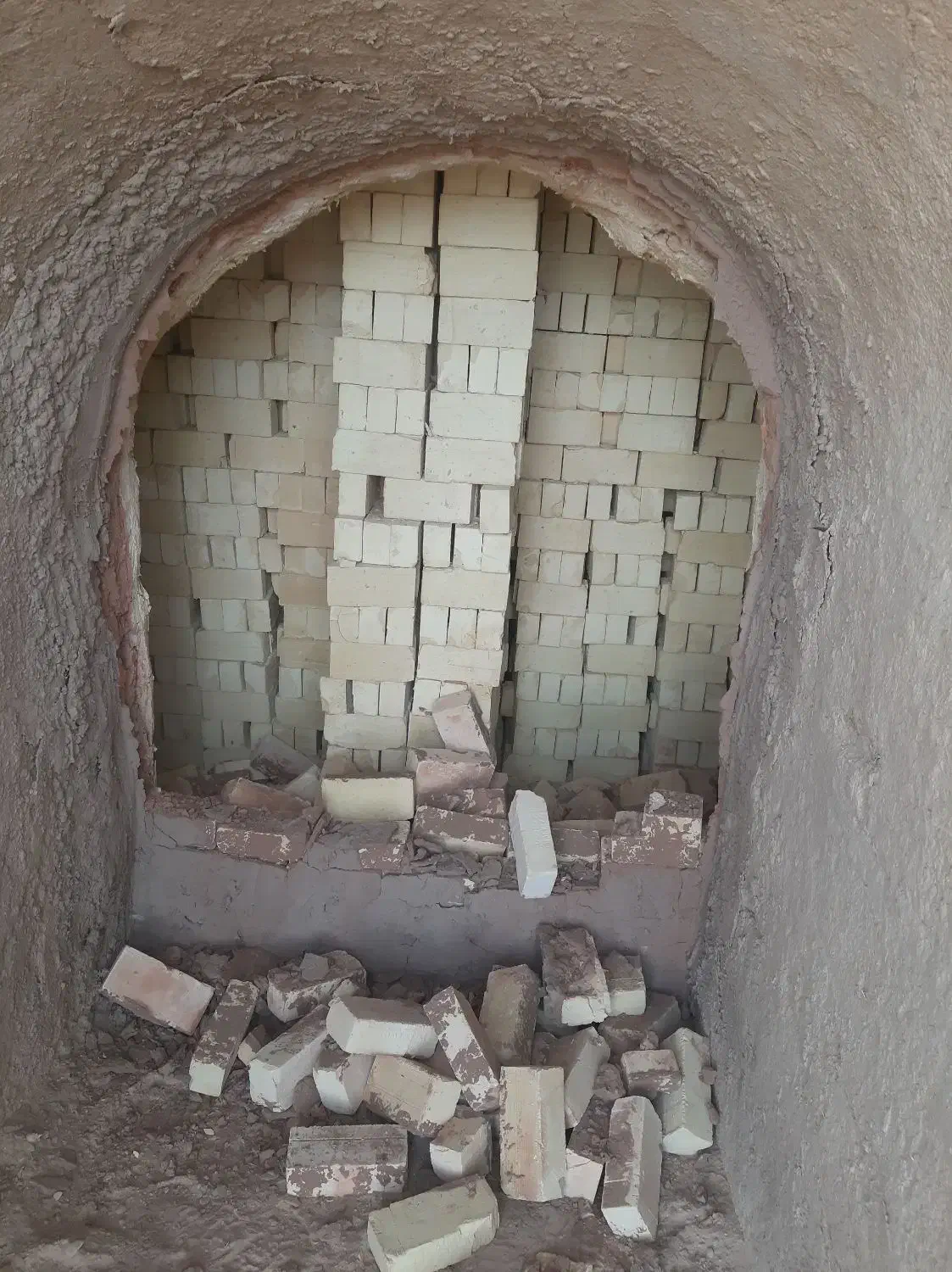 کوره اجر ماشینی سعادتیار|مصالح و تجهیزات ساختمان|اسفراین, |دیوار