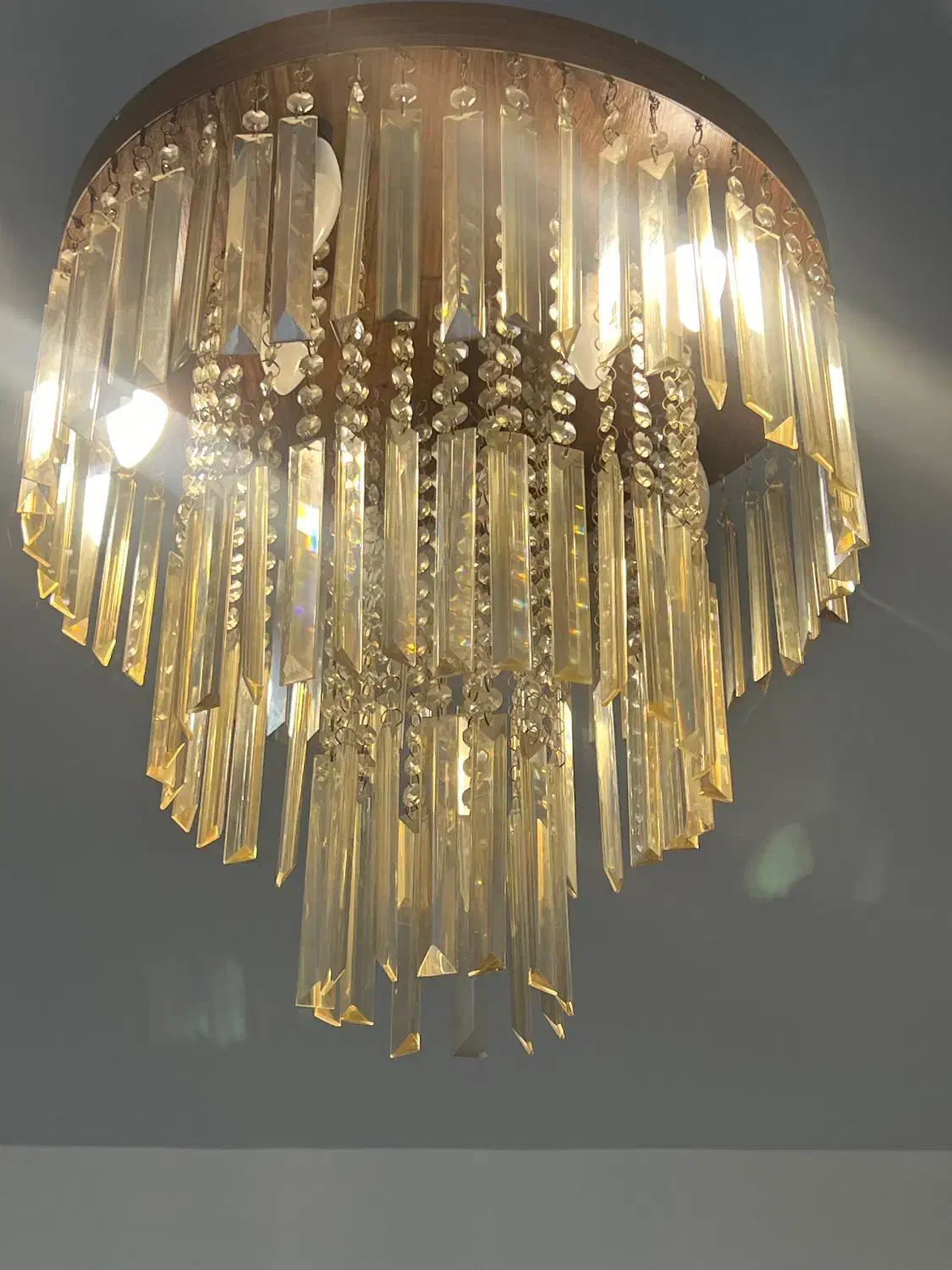 لوستر  در حد نو فوق العاده زیبا|لوستر و چراغ آویز|تهران, دانشگاه شریف|دیوار