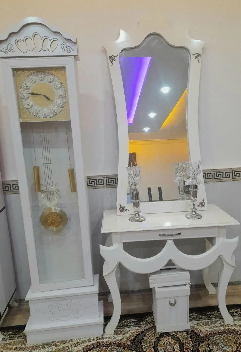 اینه وکنسول|بوفه، ویترین، کنسول|چهارباغ, |دیوار