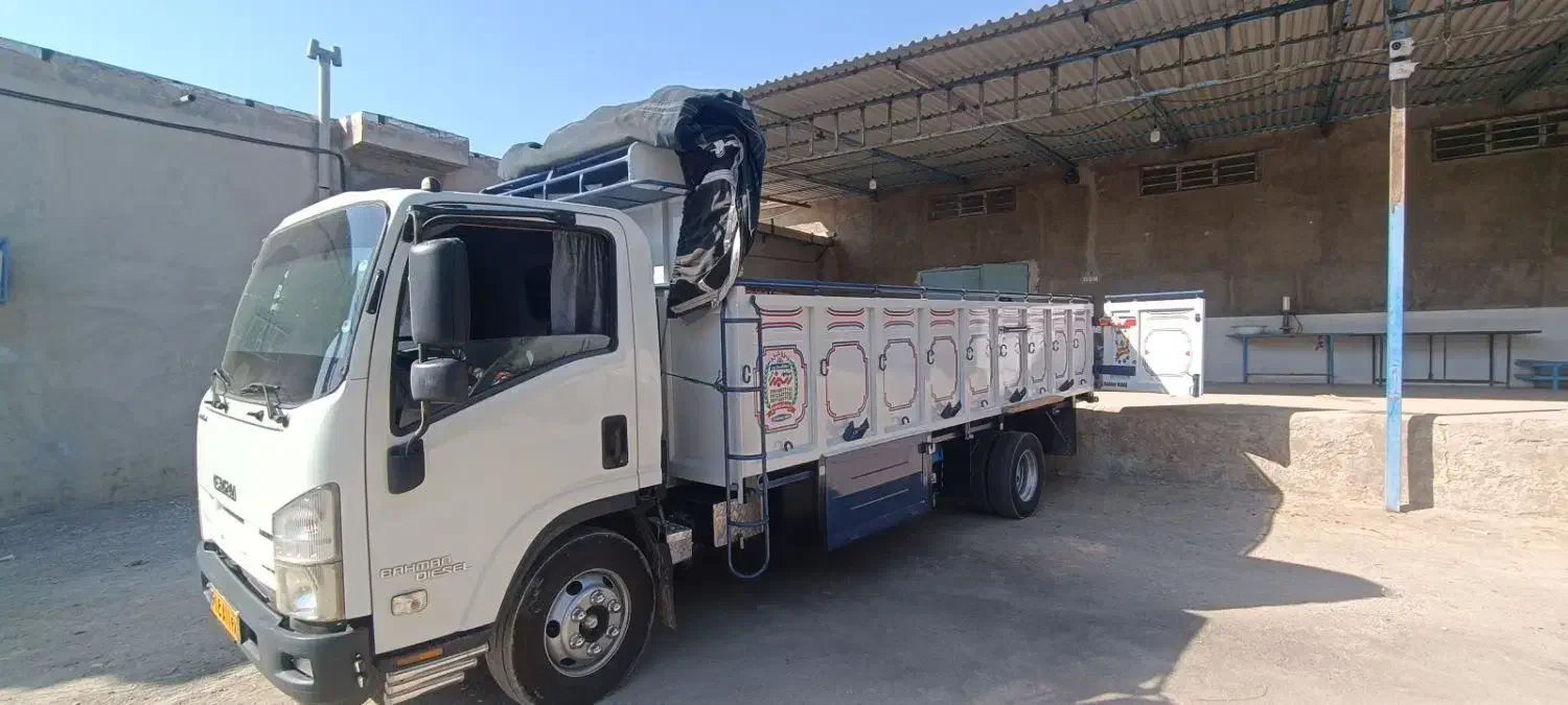 ایسوزوp700|خودرو سنگین|برازجان, |دیوار